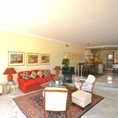 Los Altos House Apartment *